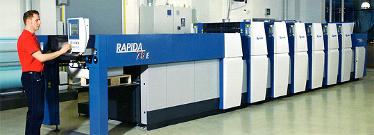 La Rapida 75E convence mediante su automatización práctica, su elevado rendimiento, el poco espacio requerido y el reducido consumo energético.